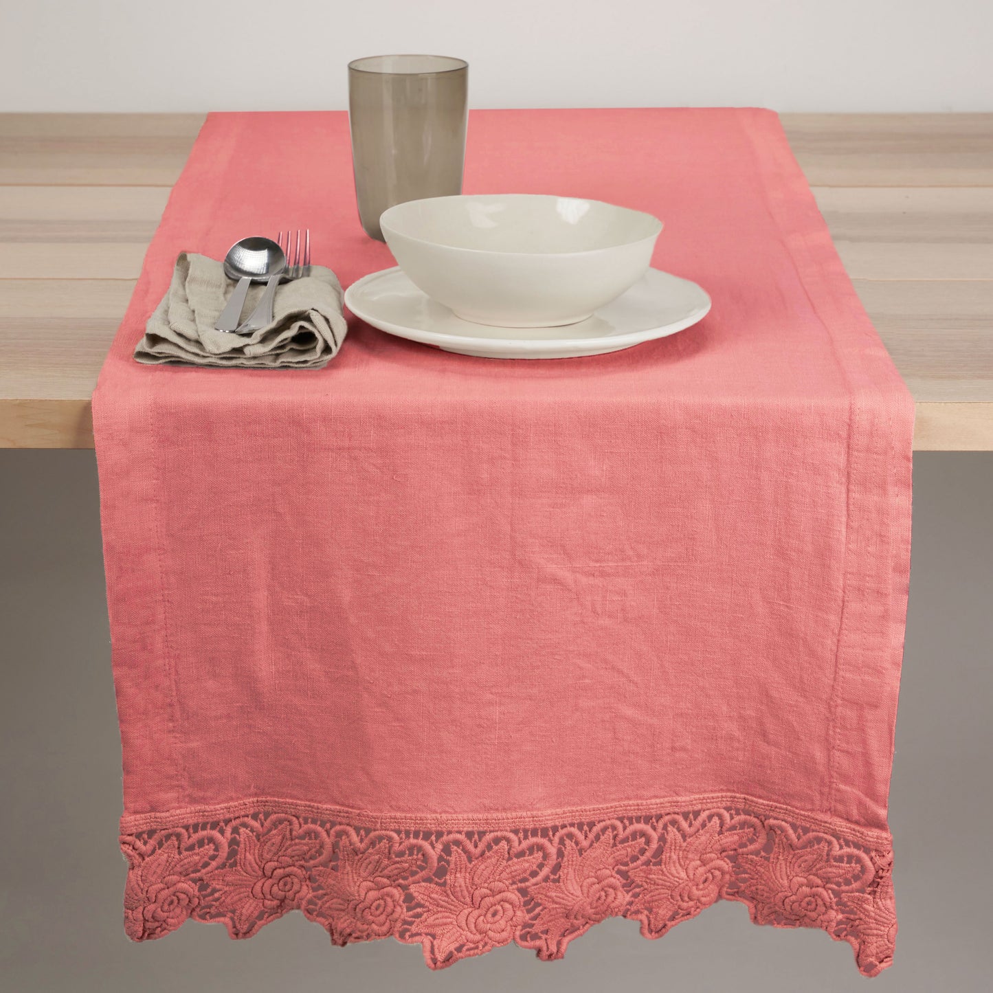 玫瑰刺绣跑步鞋 * 售完即止