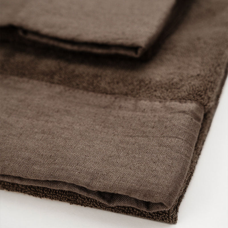 Terry shower towel with linen edges * while stocks last