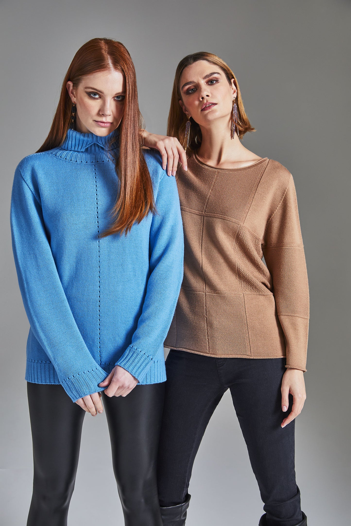 Maglia dolcevita traforata