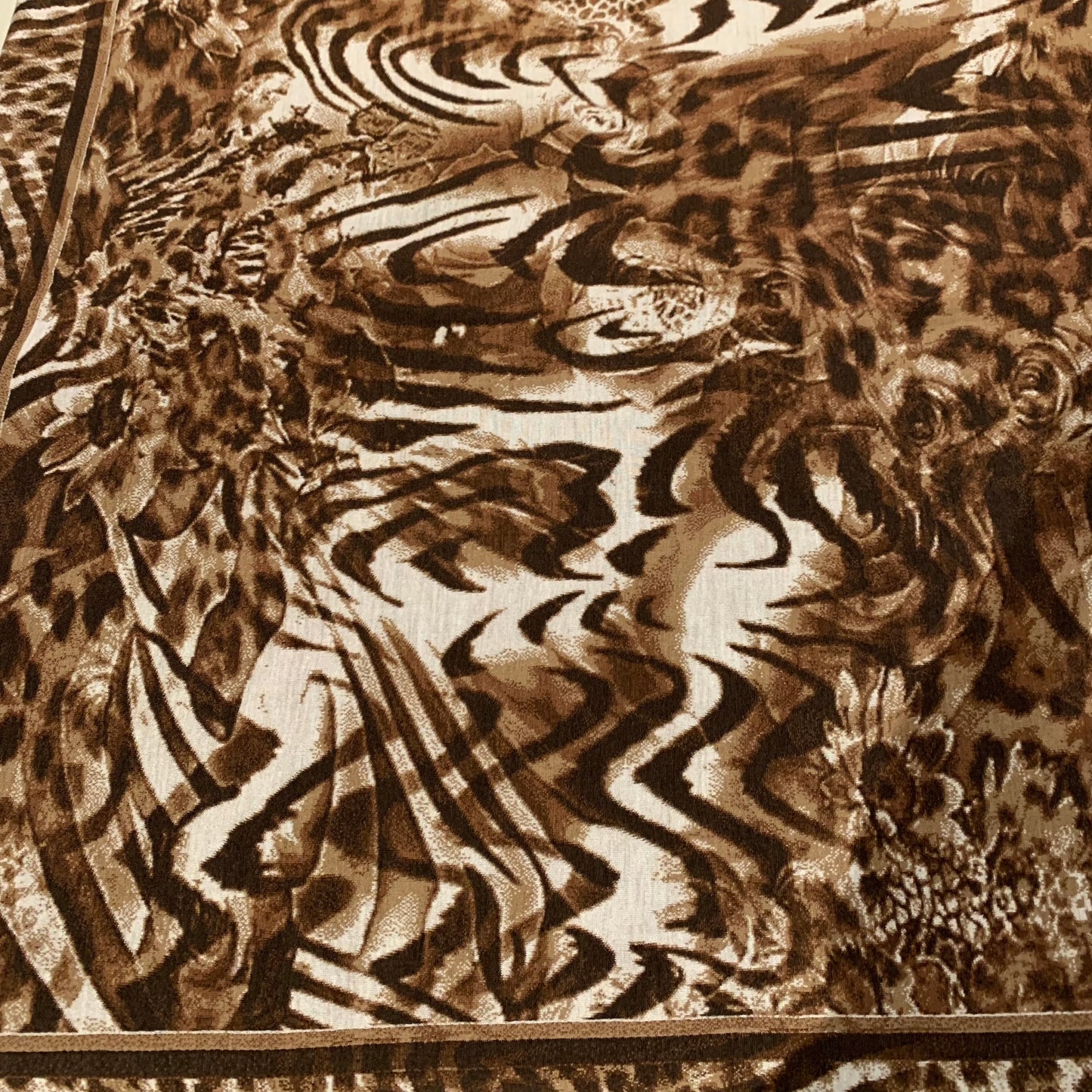 Tobacco Animalier design plaid * while stocks last