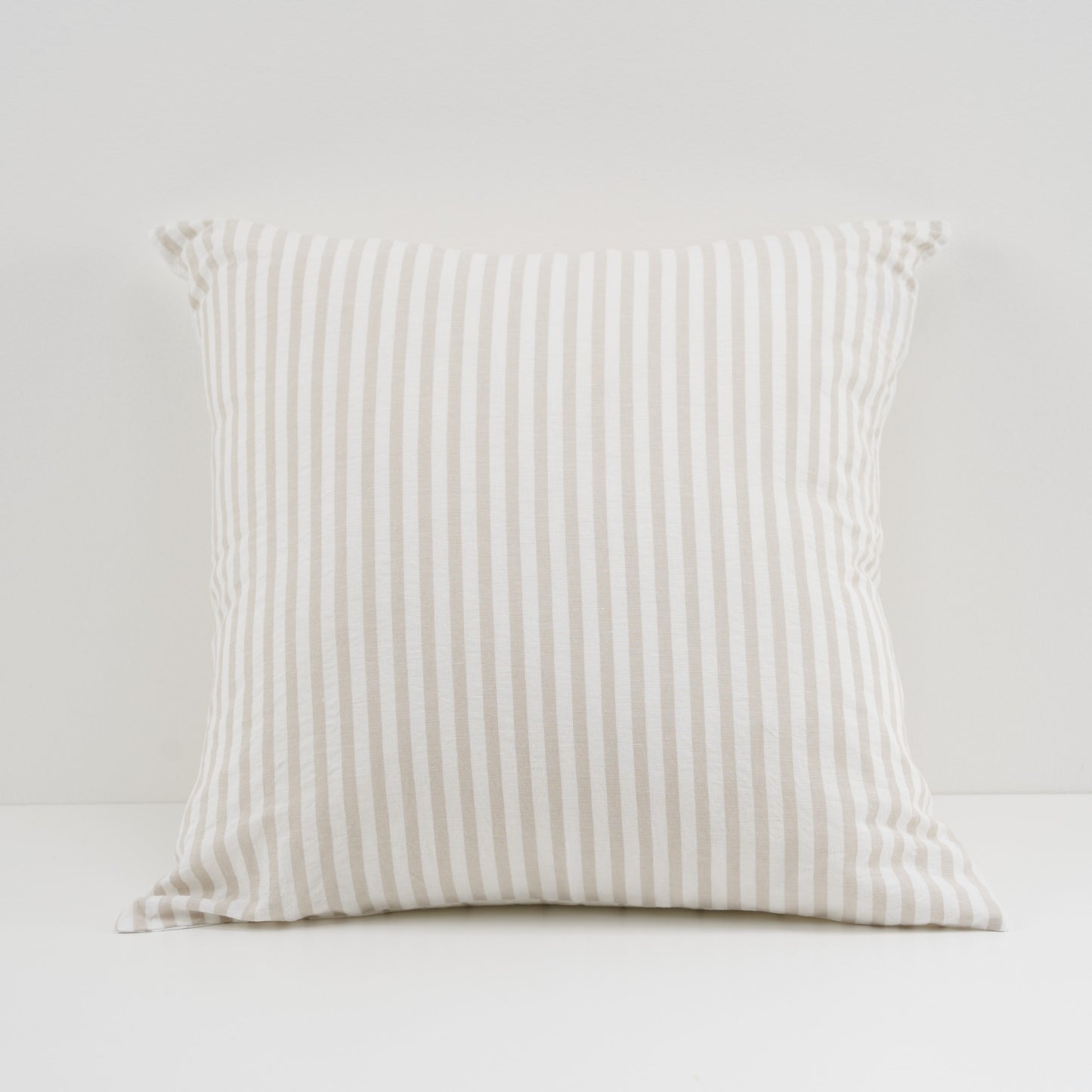 Linee reversible square furnishing pillowcase