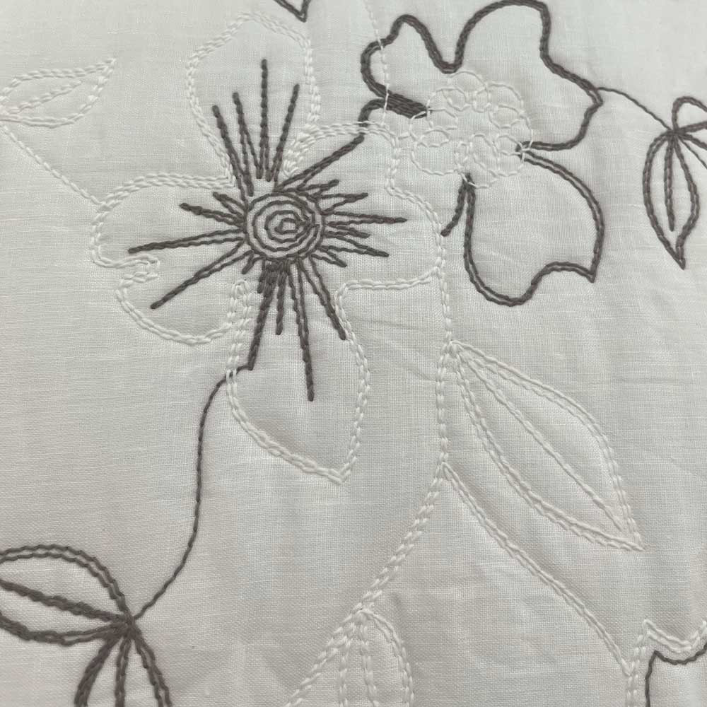 水仙刺绣亚麻浴巾 * 售完即止