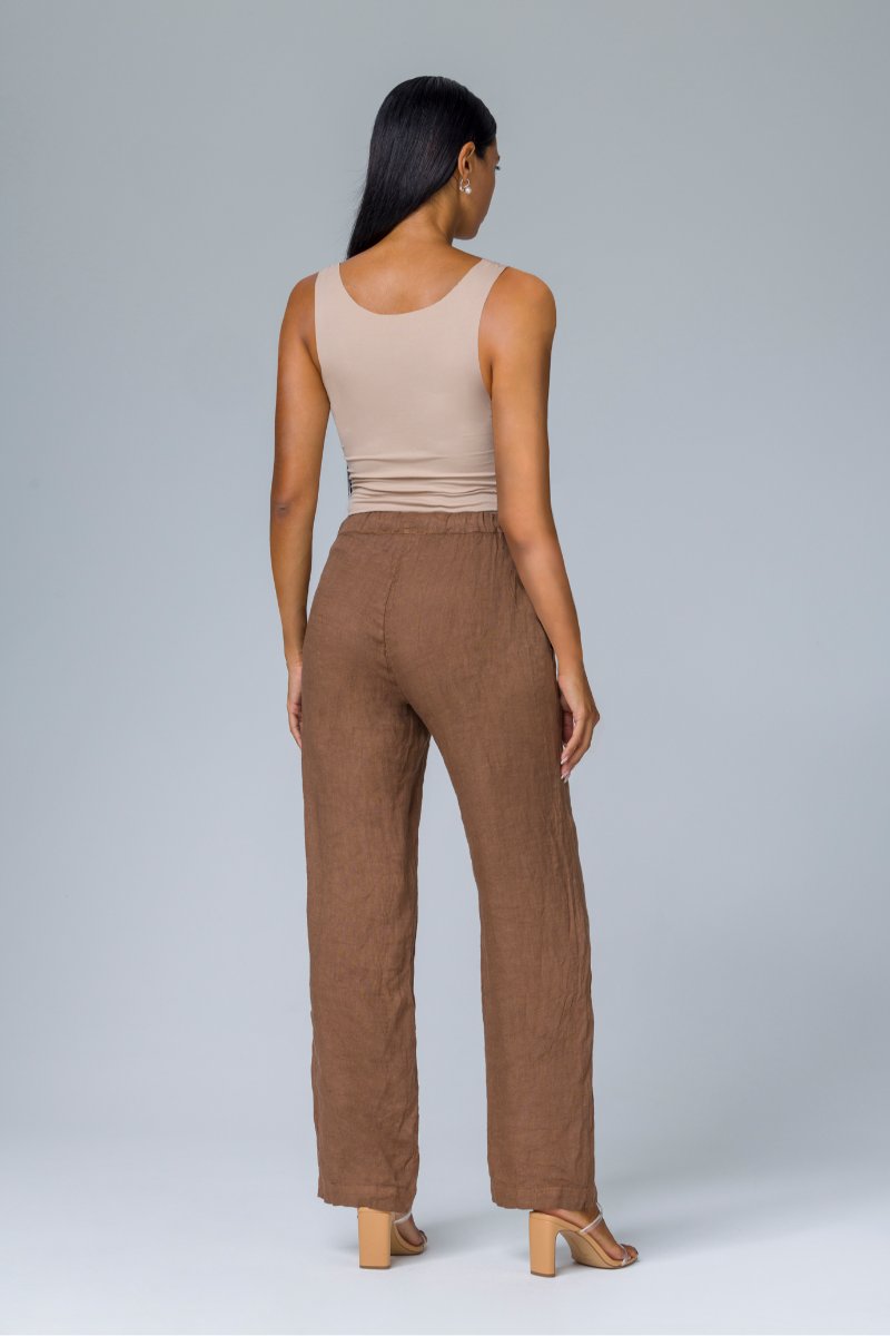 Pantalone ampio con elastico in vita