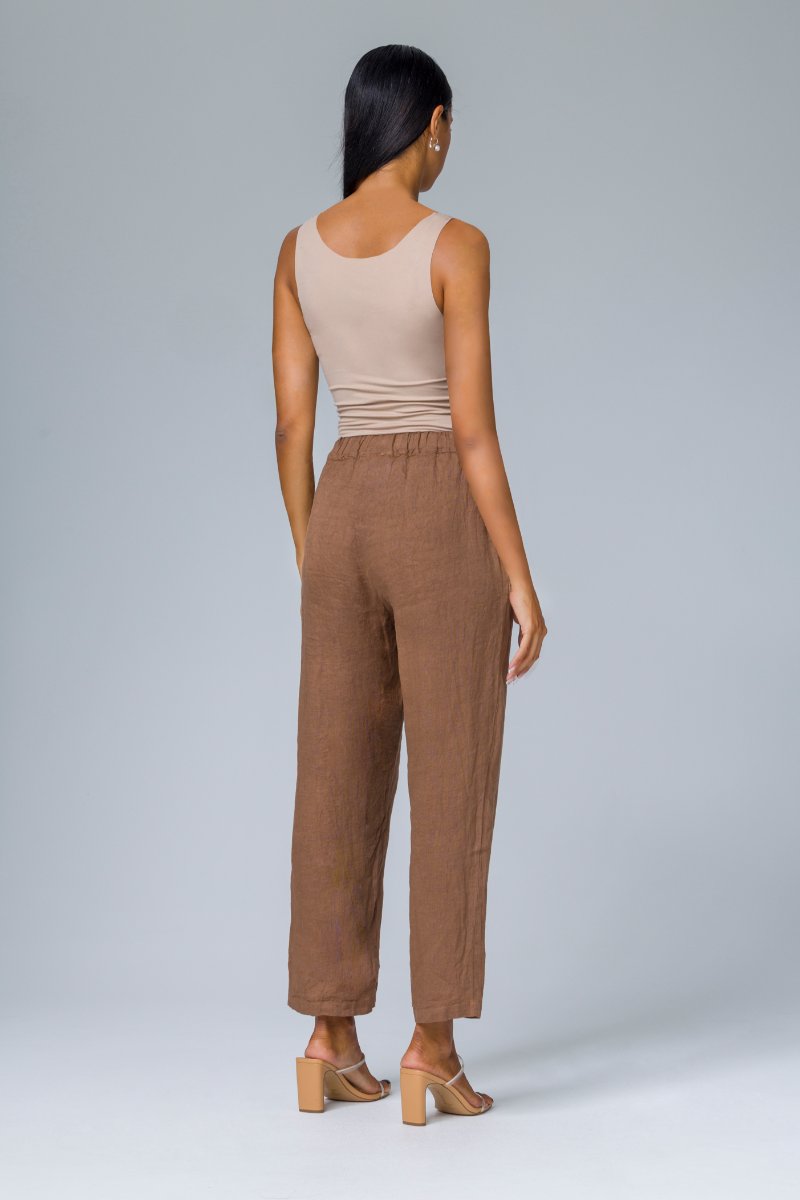 Pantalone dritto con elastico in vita