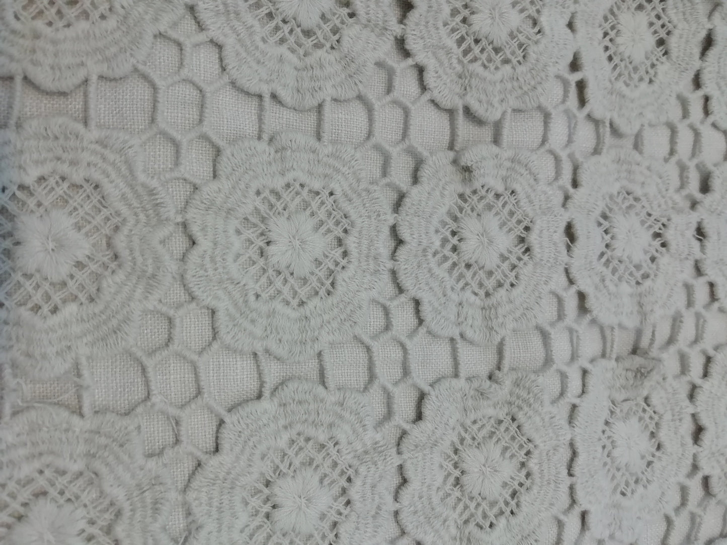 Federa arredo rettangolare ricamo Margherite * fino a esaurimento