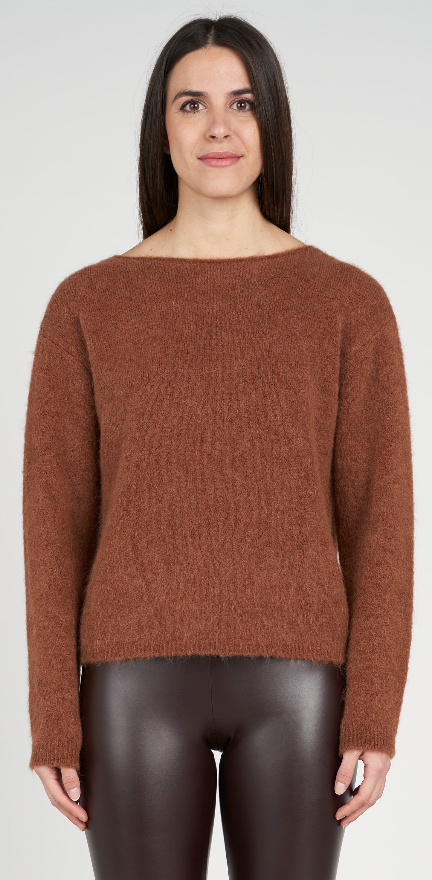 Maglia scollo barchetta alpaca