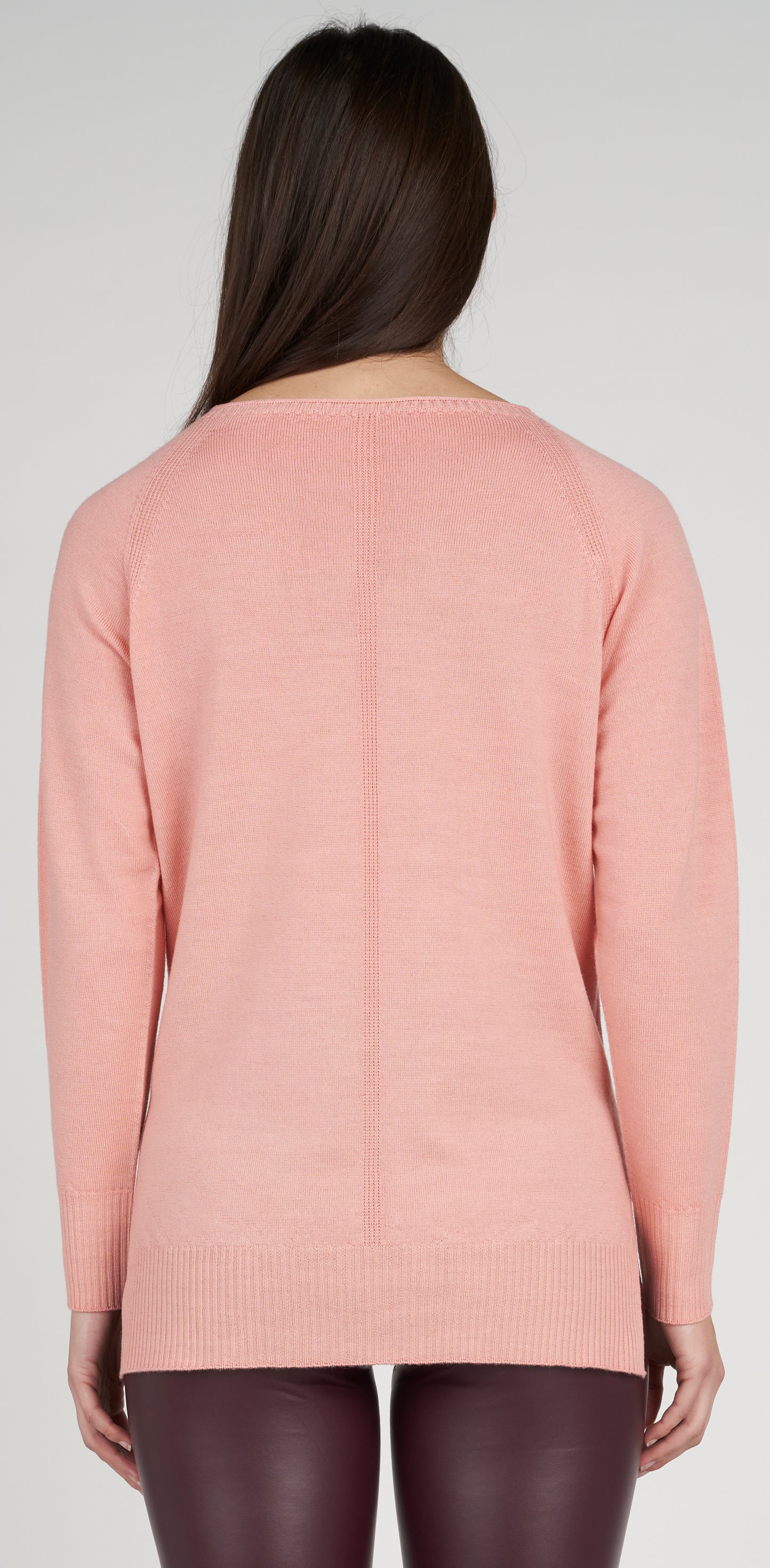 Maglia scollo goccia